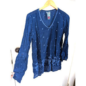 Johnny was -long sleeve tunic eyelet top floral embroidery